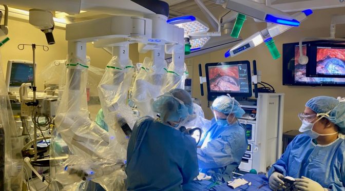 Technology: Lung Cancer Robotic Surgery (Video)